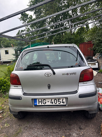 Продам Экономную Tayotu Yaris 2004/1.3 Jūrmala - foto 2