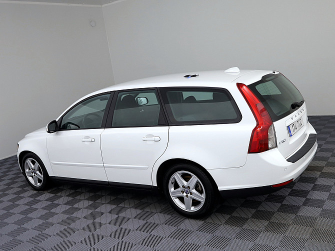 Volvo V50 Momentum Facelift 1.6 D4 80kW Tallina - foto 4