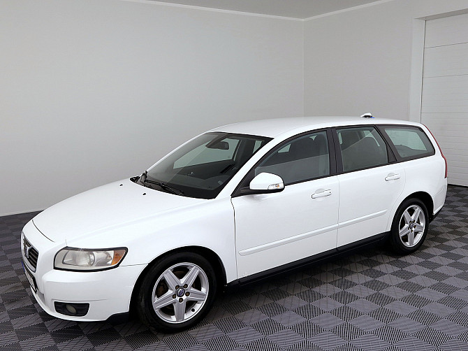 Volvo V50 Momentum Facelift 1.6 D4 80kW Tallina - foto 2