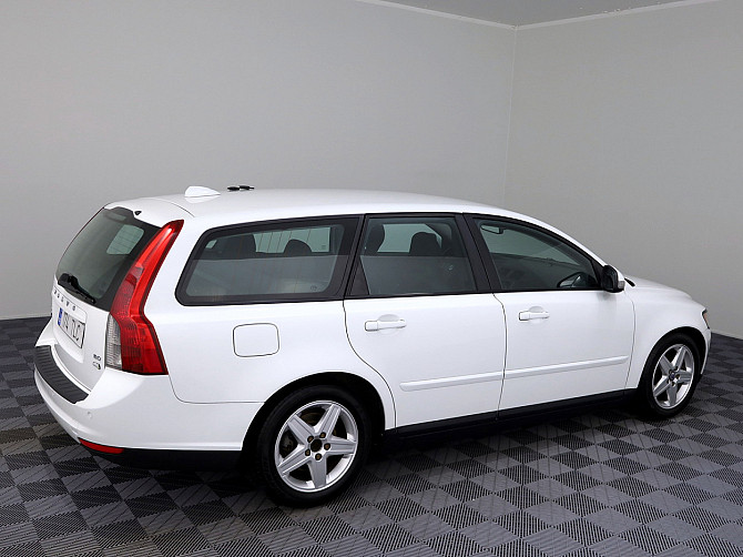 Volvo V50 Momentum Facelift 1.6 D4 80kW Tallina - foto 3