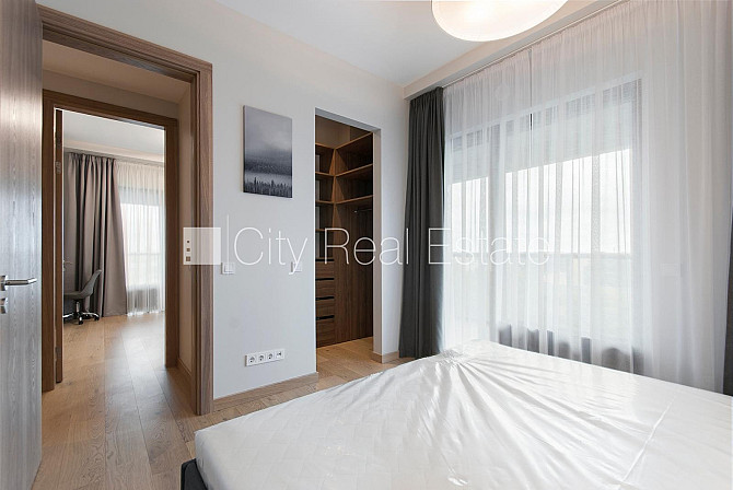 Fasādes māja, renovēta māja, slēgts pagalms, ieeja no ielas un pagalma, ir lifts, kāpņu Rīga - foto 6
