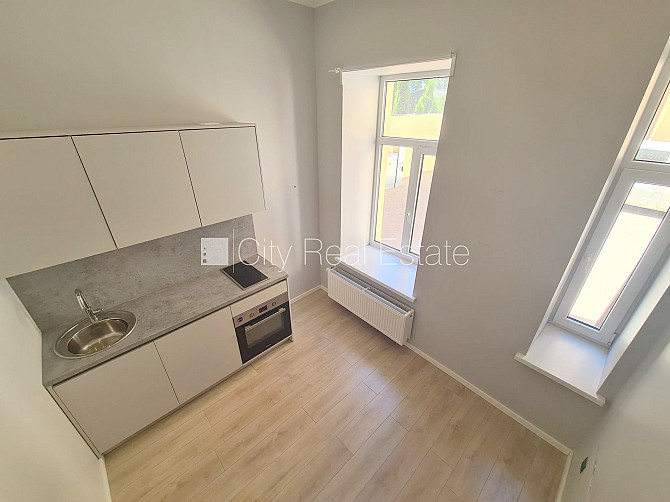 Pagalma ēka, fasādes māja, renovēta māja, slēgts pagalms, ieeja no ielas un pagalma, kāpņu Rīga - foto 19