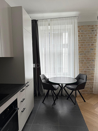 Fasādes māja, renovēta māja, viena kvadrātmetra apsaimniekošanas maksa mēnesī  1,5 EUR, Rīga - foto 4