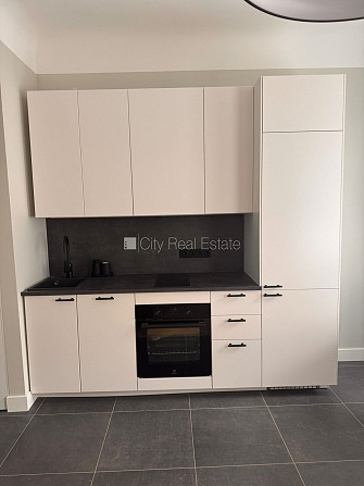 Fasādes māja, renovēta māja, viena kvadrātmetra apsaimniekošanas maksa mēnesī  1,5 EUR, Rīga - foto 5