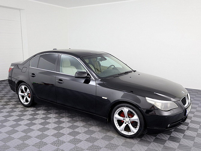 BMW 525 Sportpakett ATM 2.5 D 130kW Tallina - foto 1
