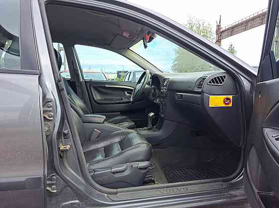 Volvo V40 Summum Facelift ATM 1.9 147kW Tallina