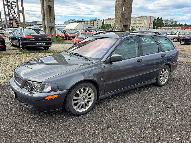 Volvo V40 Summum Facelift ATM 1.9 147kW Tallina - foto 2
