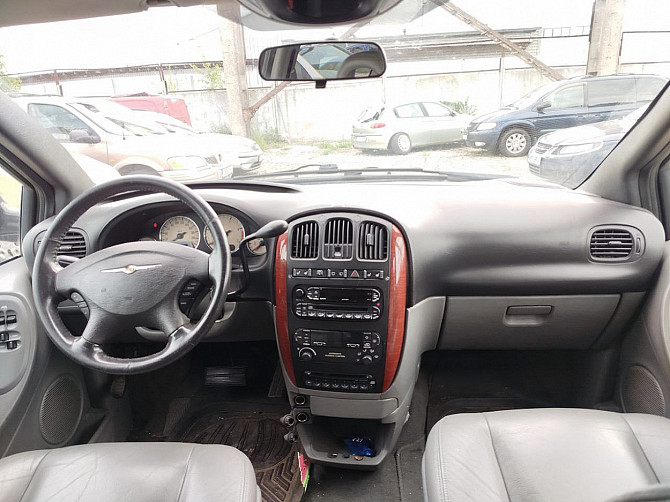 Chrysler Voyager Limited Facelift ATM 2.8 CRD 110kW Tallina - foto 5