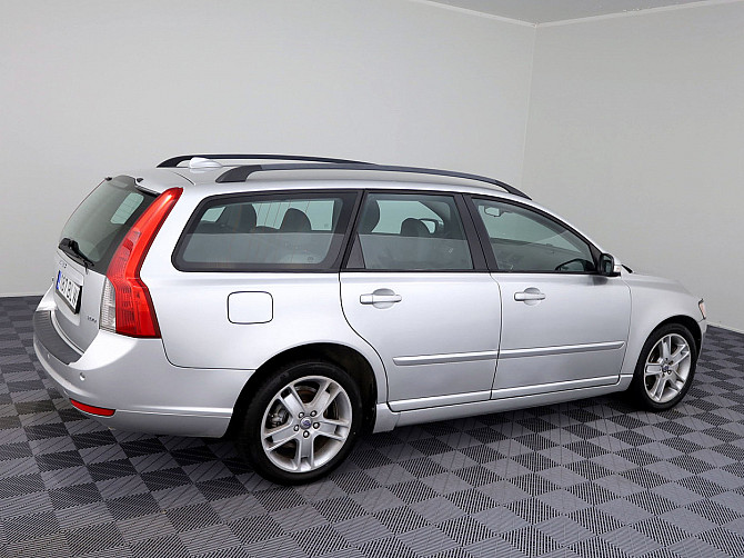 Volvo V50 Summum Facelift ATM 2.0 D4 100kW Таллин - изображение 3