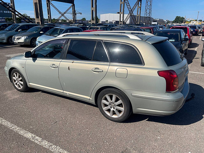 Toyota Avensis Linea Sol 2.0 D-4D 85kW Tallina - foto 4