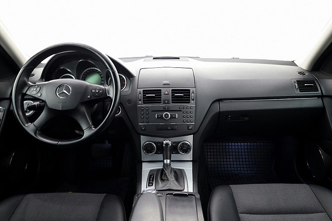 Mercedes-Benz C 220 Avantgarde ATM 2.1 CDI 125kW Таллин - изображение 5