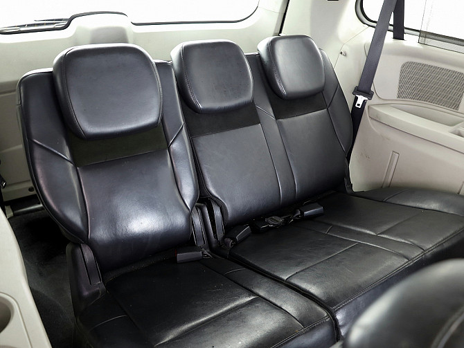 Chrysler Grand Voyager Limited ATM 2.8 CRD 120kW Tallina - foto 8