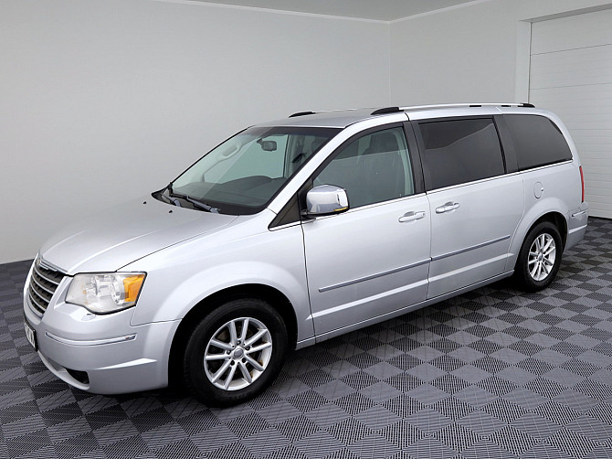 Chrysler Grand Voyager Limited ATM 2.8 CRD 120kW Tallina - foto 2