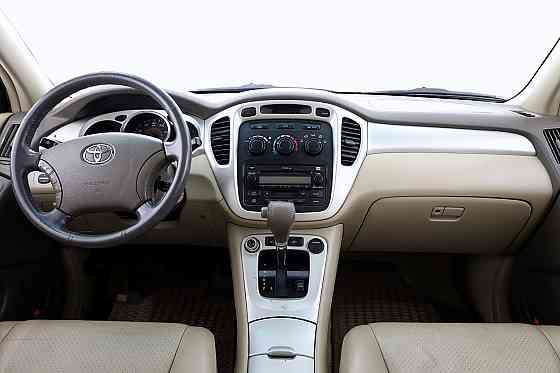 Toyota Highlander Luxury A-C 3.5 201kW Tallina
