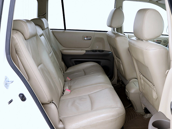 Toyota Highlander Luxury A-C 3.5 201kW Tallina - foto 7