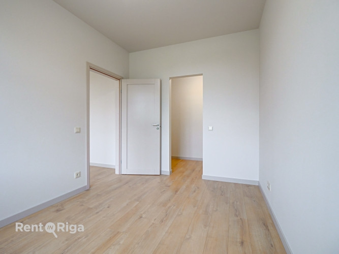 Mūsdienīgs un līdz detaļām pārdomāts 2-istabu dzīvoklis Lielirbes ielā 9a  lokācijā, kas Rīga - foto 15