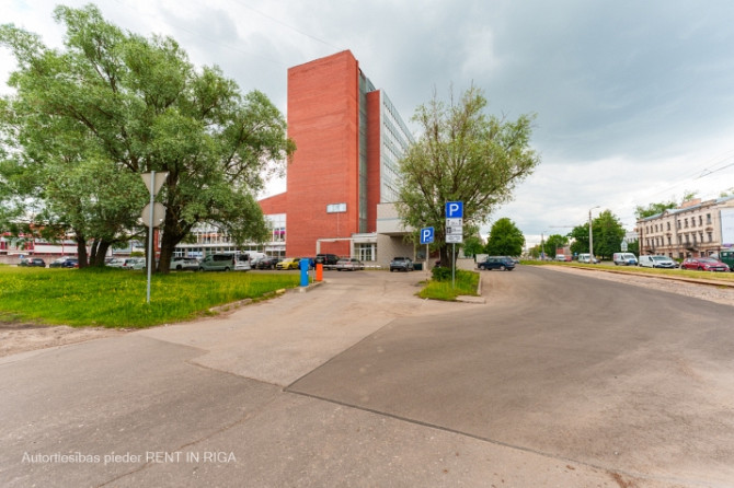 Kvalitatīvs, kompakta izmēra birojs renovētā specprojekta ēkā - Ganību dambī 24D.  Birojs Rīga - foto 9