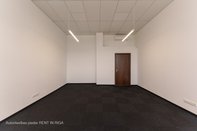 Kvalitatīvs, kompakta izmēra birojs renovētā specprojekta ēkā - Ganību dambī 24D.  Birojs Rīga - foto 4