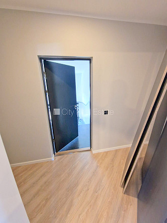 Jaunceltne, labiekārtots apzaļumots pagalms, iespēja nomāt autostāvvietu, ir lifts, lodžija, Rīga - foto 16