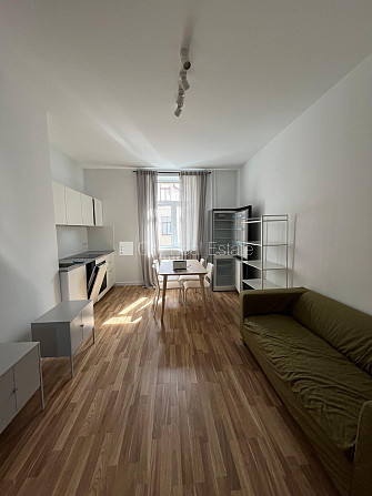 Renovēta māja, ir lifts, kāpņu telpa pēc kapitālā remonta, guļamistabu skaits 3 gab., Rīga - foto 2