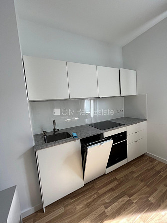 Renovēta māja, ir lifts, kāpņu telpa pēc kapitālā remonta, guļamistabu skaits 3 gab., Rīga - foto 3