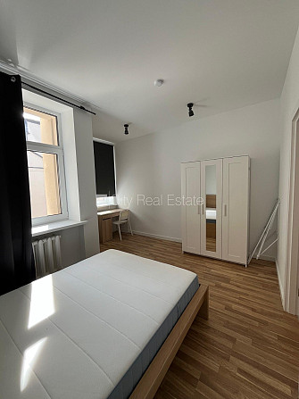 Renovēta māja, ir lifts, kāpņu telpa pēc kapitālā remonta, guļamistabu skaits 3 gab., Rīga - foto 8
