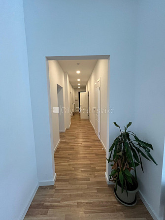 Renovēta māja, ir lifts, kāpņu telpa pēc kapitālā remonta, guļamistabu skaits 3 gab., Rīga - foto 13