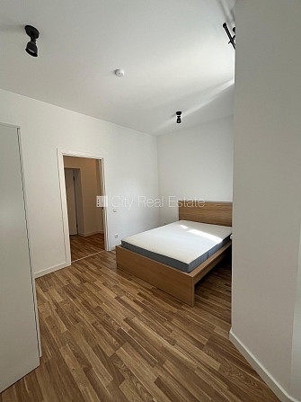 Renovēta māja, ir lifts, kāpņu telpa pēc kapitālā remonta, guļamistabu skaits 3 gab., Rīga - foto 9