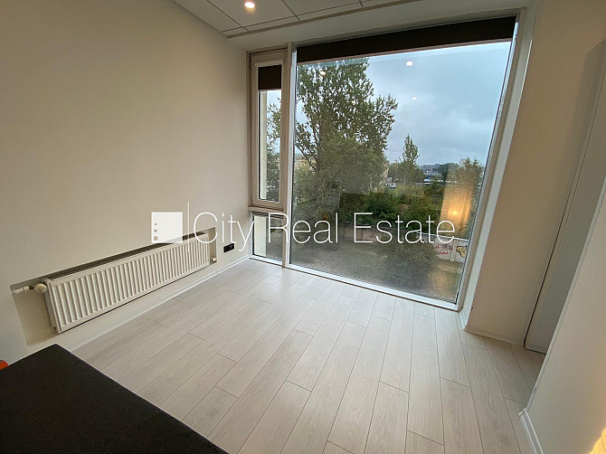 Fasādes māja, renovēta māja, viena kvadrātmetra apsaimniekošanas maksa mēnesī  0,93 EUR, Rīga - foto 2