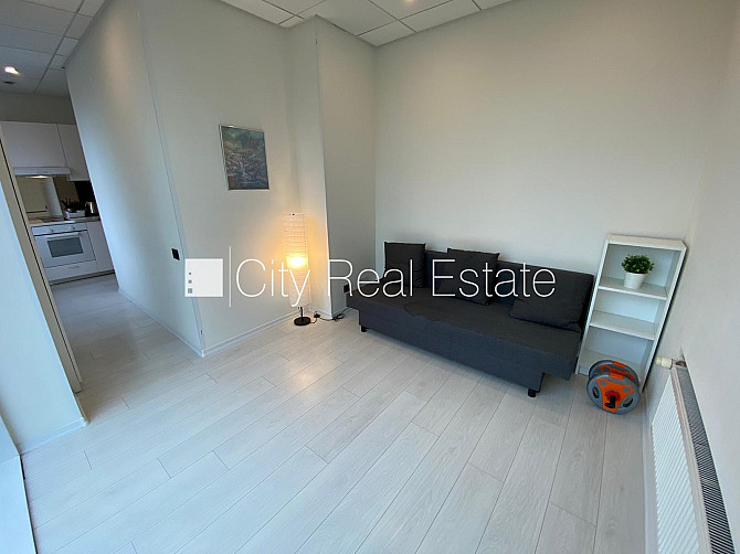 Fasādes māja, renovēta māja, viena kvadrātmetra apsaimniekošanas maksa mēnesī  0,93 EUR, Rīga - foto 3