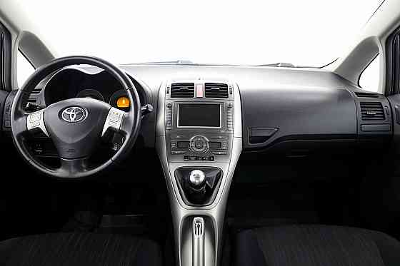 Toyota Auris Linea Sol 2.0 D-4D 93kW Tallina