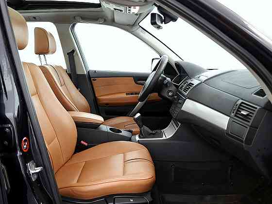 BMW X3 Executive Facelift 2.0 D 110kW Tallina