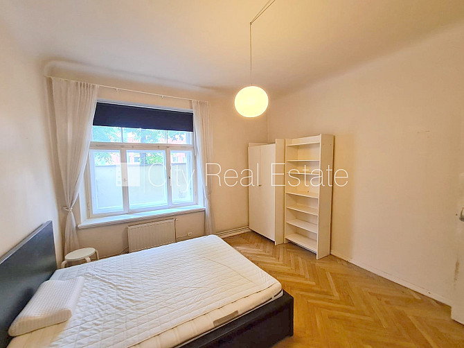 Fasādes māja, renovēta māja, slēgts pagalms, ieeja no ielas un pagalma, kāpņu telpa pēc Rīga - foto 13