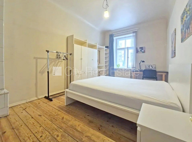 Fasādes māja, renovēta māja, slēgts pagalms, ieeja no ielas un pagalma, kāpņu telpa pēc Rīga - foto 16