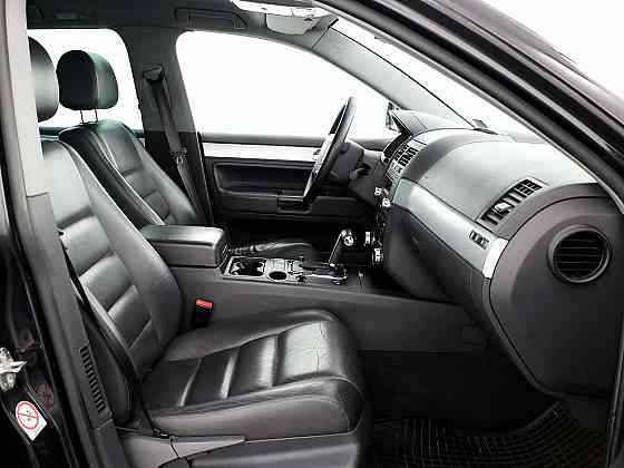 Volkswagen Touareg Highline ATM 2.5 TDI 128kW Tallina