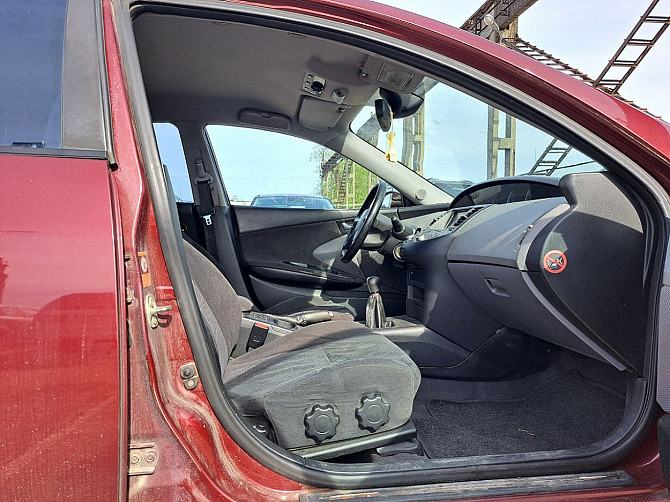Nissan Primera Comfort 1.8 85kW Таллин - изображение 6