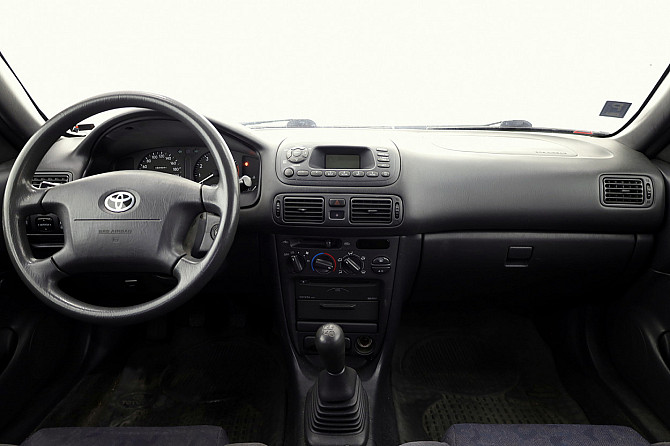 Toyota Corolla Facelift A-C 1.4 71kW Таллин - изображение 5