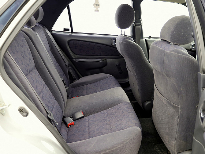 Toyota Corolla Facelift A-C 1.4 71kW Таллин - изображение 7