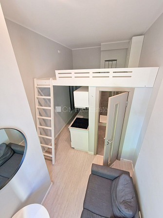 Fasādes māja, renovēta māja, slēgts pagalms, ieeja no ielas, ir lifts, kāpņu telpa pēc Rīga - foto 12