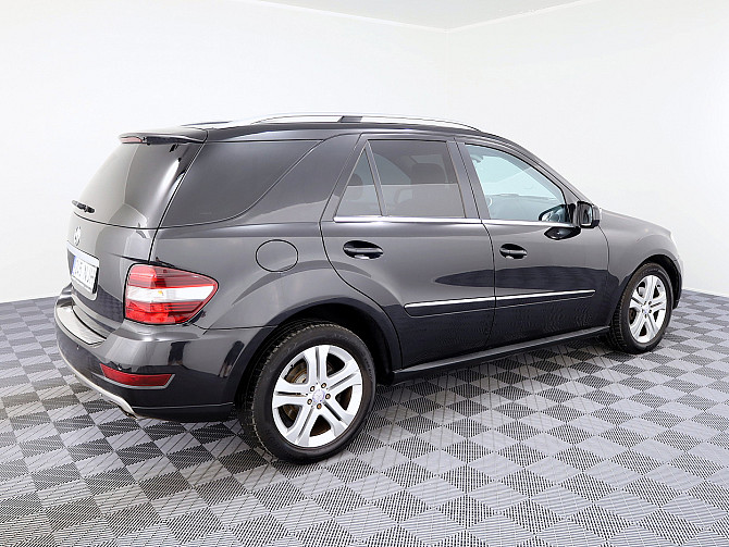 Mercedes-Benz ML 300 Luxury Facelift 3.0 CDI 150kW Таллин - изображение 3