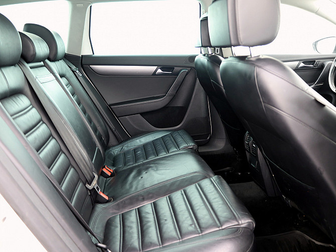 Volkswagen Passat Highline 4Motion 4x4 ATM 2.0 TDI 125kW Таллин - изображение 7