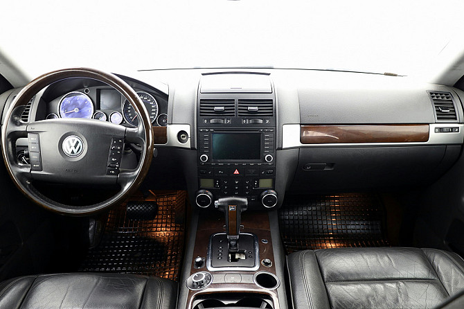 Volkswagen Touareg Highline ATM 2.5 TDI 128kW Таллин - изображение 5