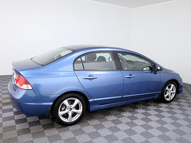 Honda Civic Elegance ATM 1.8 103kW Таллин - изображение 3