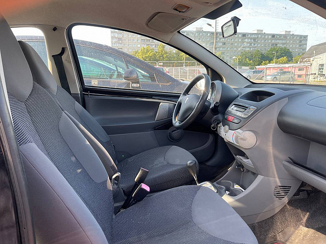 Peugeot 107 Elegance ATM 1.0 50kW Таллин - изображение 6