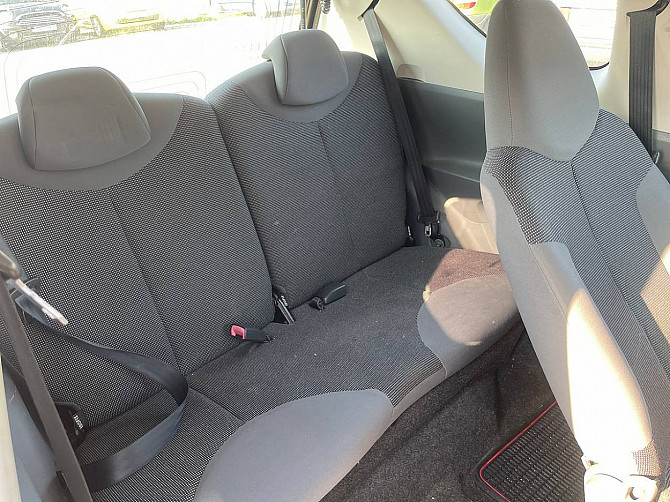 Peugeot 107 Elegance ATM 1.0 50kW Таллин - изображение 7
