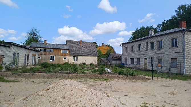 Mainu 8 Dzīvokļu Privātu Māju Neretas Pagasta Centrā ar Dārzu uz Viensētu Laukos Nereta - foto 10