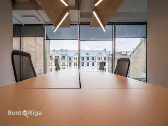 Арендуйте co-working офис в Galerija Rīga!  Без начальных вложений  полностью оборудован и Rīga