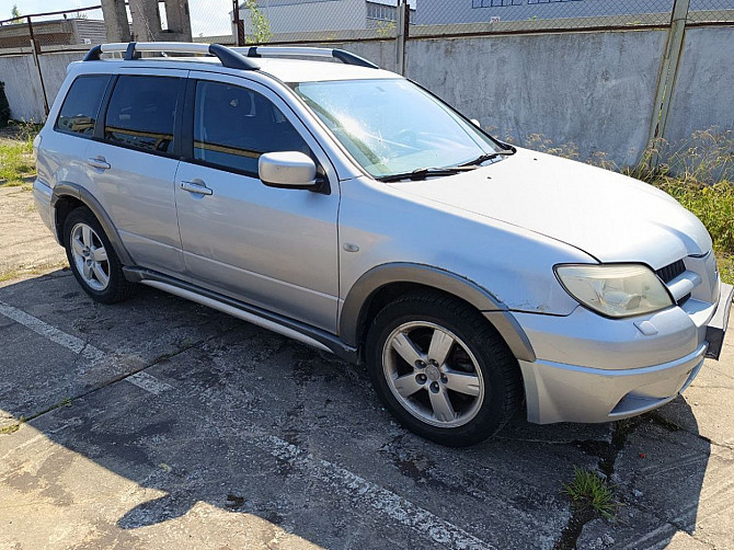 Mitsubishi Outlander Comfort Facelift ATM 2.4 118kW Таллин - изображение 1