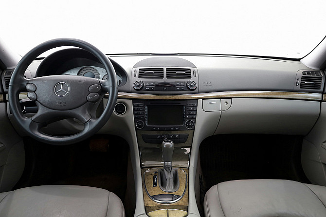 Mercedes-Benz E 280 Avantgarde Facelift ATM 3.0 CDI 140kW Tallina - foto 5