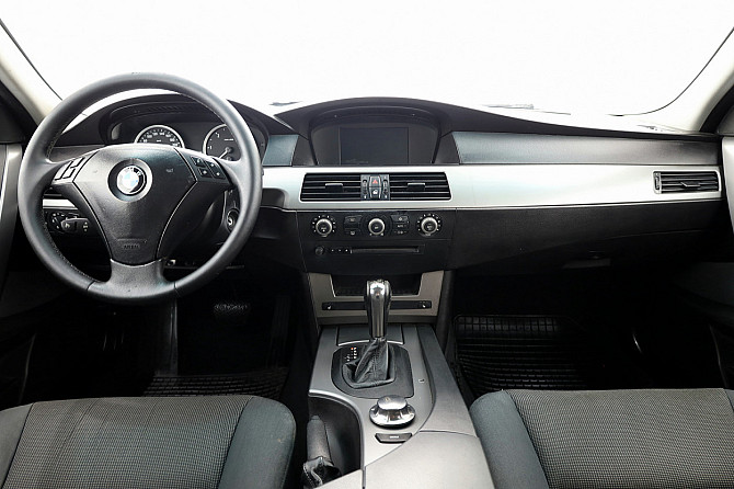 BMW 525 Touring Business ATM 2.5 D 120kW Tallina - foto 5